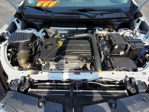 Used 2023 Chevrolet Equinox LT FWD image 17