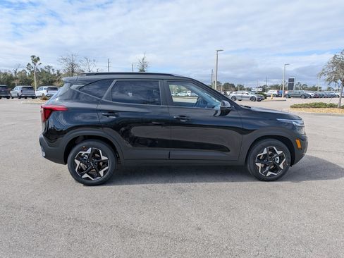 New 2026 Kia Seltos S image 4