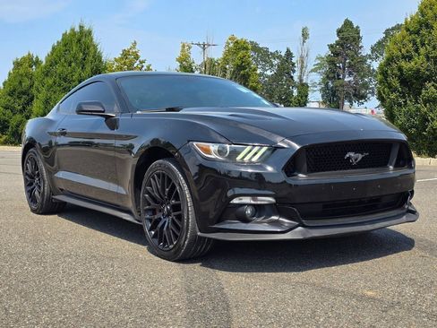 Used 2015 Ford Mustang GT w/ GT Performance Package RWD image 7