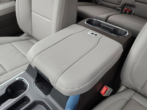 New 2026 GMC Sierra 1500 SLT w/ SLT Premium Plus Package image 31