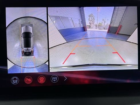 Used 2026 Cadillac Lyriq V image 15