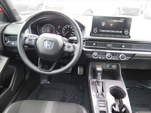 Used 2022 Honda Civic Sport image 12