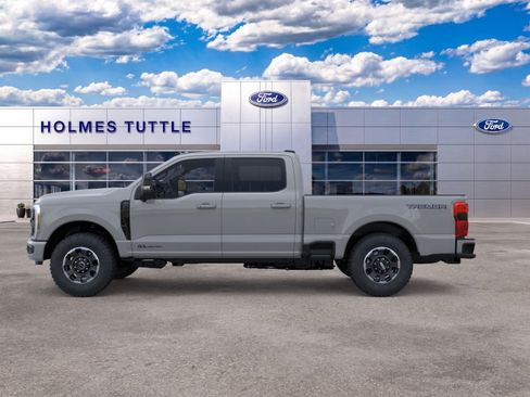 New 2026 Ford F250 Lariat w/ Tremor Off-Road Package AWD/4WD image 3