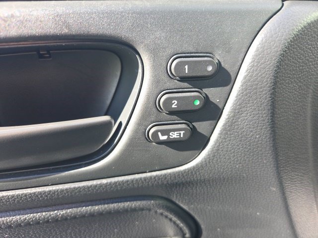 Used 2025 Honda Odyssey EX-L image 11