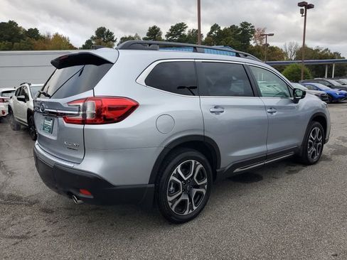 Certified 2025 Subaru Ascent Limited w/ Popular Package #1 image 6