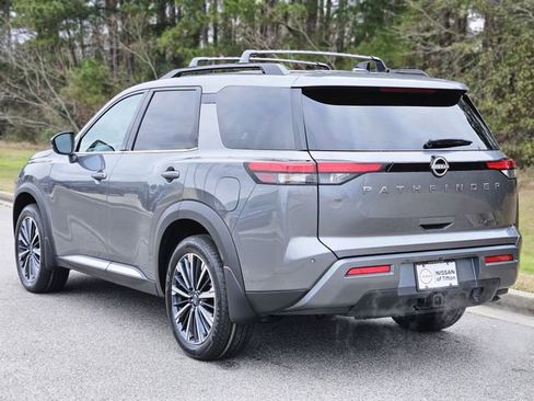 New 2026 Nissan Pathfinder Platinum w/ Cargo Package image 6