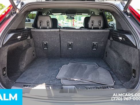 Used 2025 Cadillac XT4 Premium Luxury FWD image 22