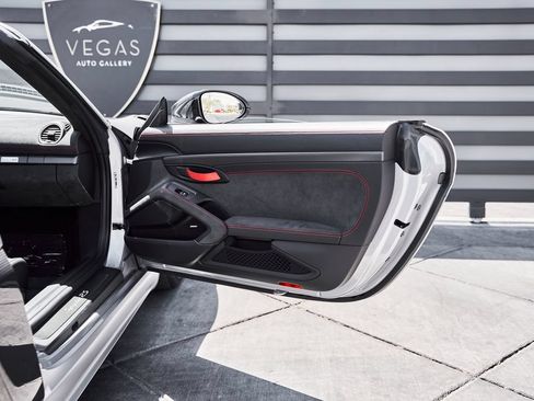 Used 2024 Porsche 718 Boxster Spyder RS w/ Weissach Package RWD image 32