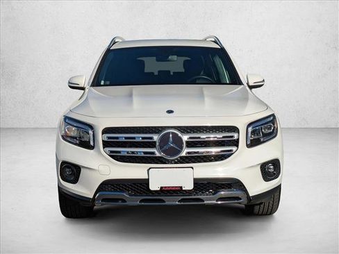 Certified 2022 Mercedes-Benz GLB 250 image 2