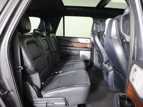 Used 2023 Lincoln Navigator L Reserve AWD/4WD image 10
