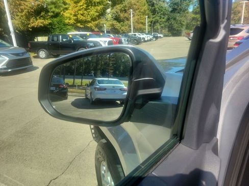 Certified 2025 Toyota Tacoma SR5 image 24