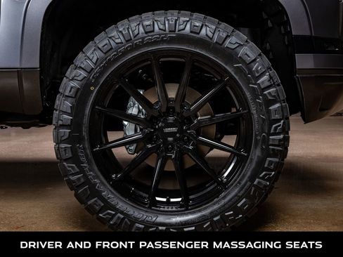 Used 2025 Lexus GX 550 image 12