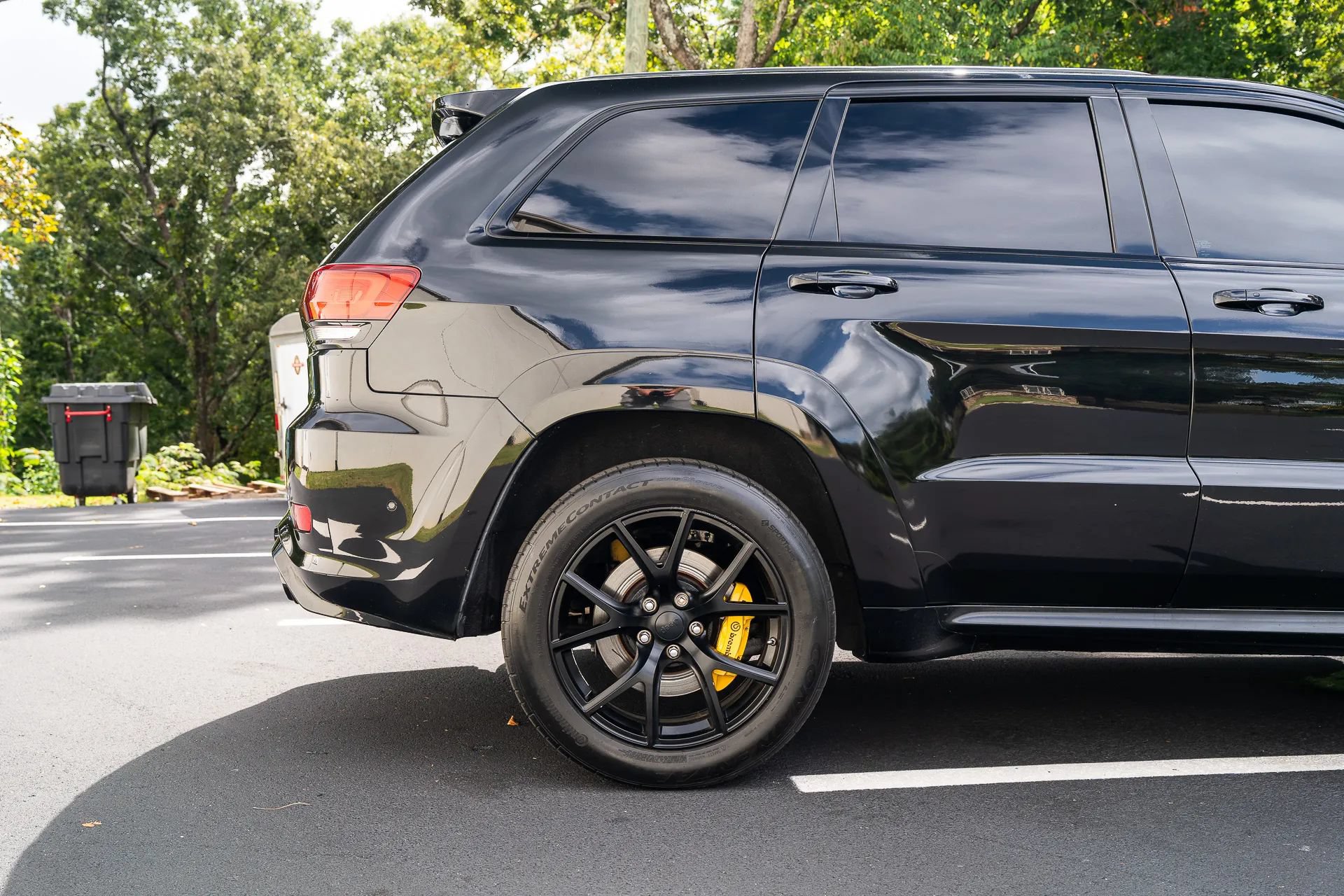 Used 2018 Jeep Grand Cherokee Trackhawk AWD/4WD image 10