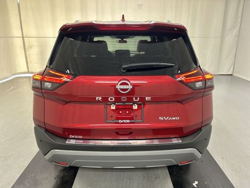 Used 2023 Nissan Rogue SV w/ SV Premium B Package image 21