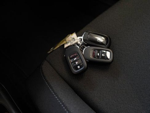 Used 2024 Honda CR-V LX image 29