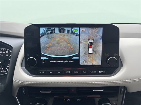 Used 2023 Nissan Rogue SL w/ SL Premium Package image 27