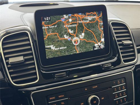 Used 2019 Mercedes-Benz GLE 43 AMG image 20