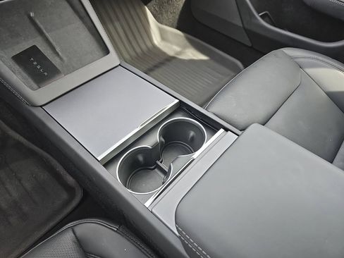 Used 2025 Tesla Model 3 Long Range image 25