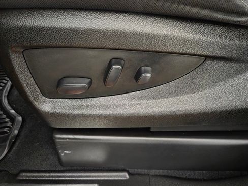 Used 2019 Chevrolet Silverado 1500 LT w/ All Star Edition image 69