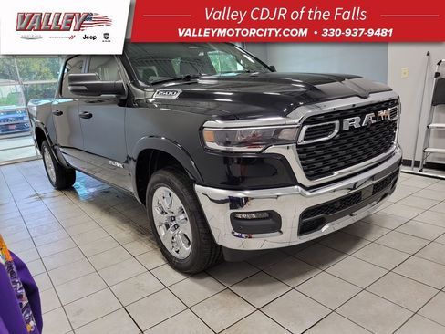 New 2026 RAM 1500 Big Horn AWD/4WD image 1
