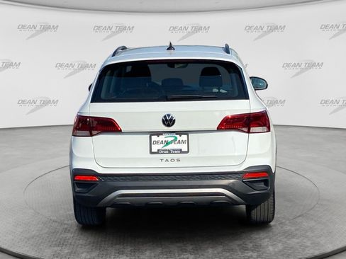 Used 2024 Volkswagen Taos S FWD image 7