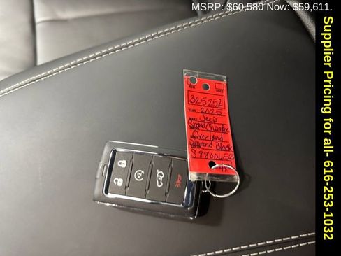 New 2025 Jeep Grand Cherokee Overland image 28