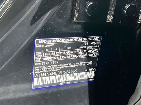 Used 2025 Mercedes-Benz GLA 250 4MATIC image 18