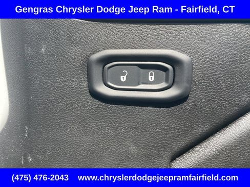 Used 2022 Jeep Wrangler Unlimited Sport AWD/4WD image 14