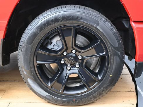 Used 2022 RAM 1500 Big Horn AWD/4WD image 14