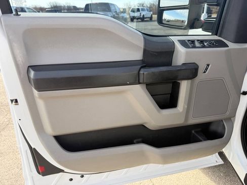 Used 2017 Ford F250 XL w/ Power Equipment Group image 17