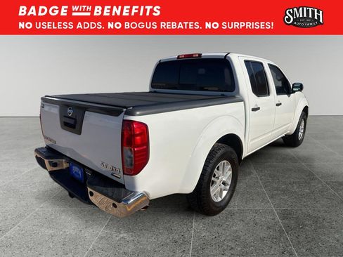 Used 2017 Nissan Frontier SV w/ SV Value Truck Package image 4