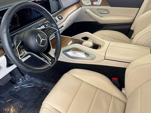 Used 2024 Mercedes-Benz GLE 350 4MATIC image 4