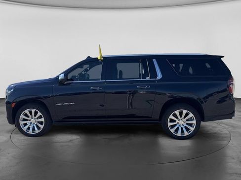 Used 2023 Chevrolet Suburban Premier AWD/4WD image 8