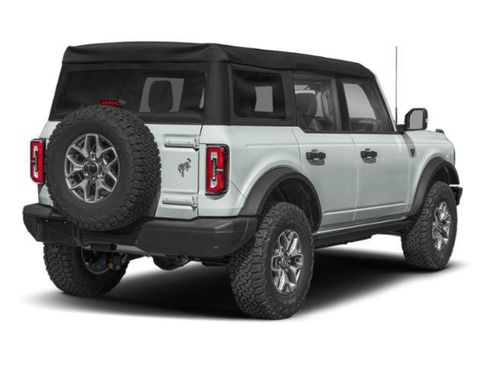 Used 2024 Ford Bronco Badlands AWD/4WD image 2