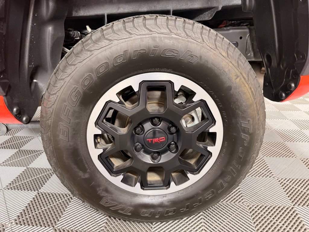 Used 2024 Toyota Tacoma TRD Off-Road AWD/4WD image 14