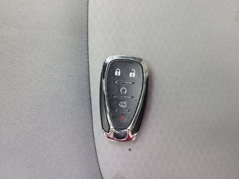 Used 2020 Chevrolet Malibu LT FWD image 32