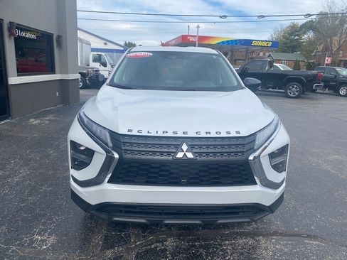 Used 2022 Mitsubishi Eclipse Cross LE image 31