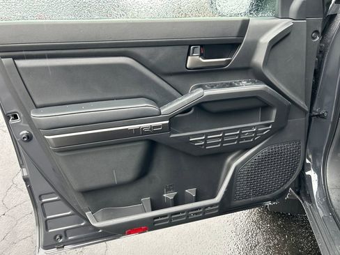 New 2026 Toyota Tacoma TRD Off-Road image 18