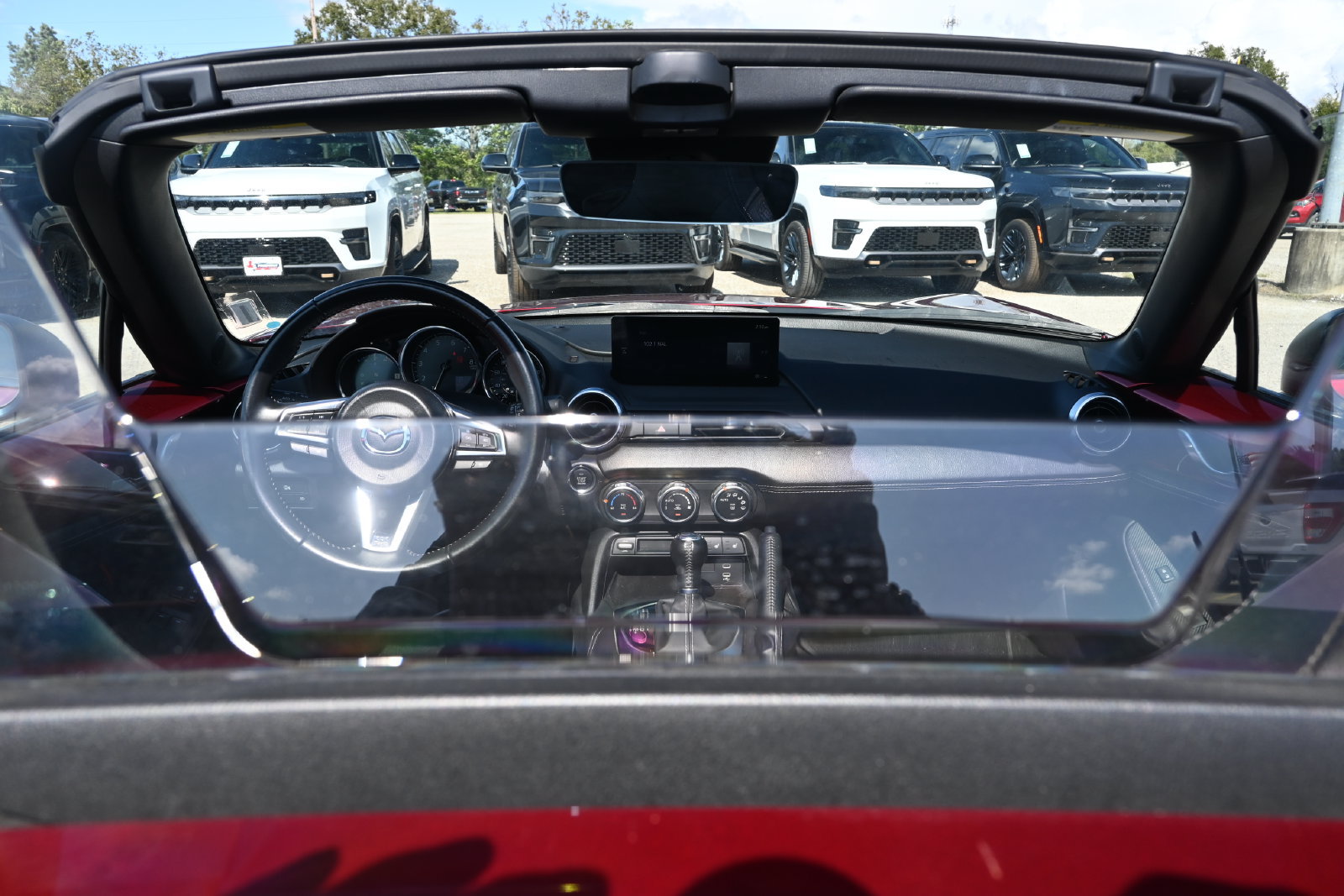 Used 2024 MAZDA MX-5 Miata RF Grand Touring RWD image 26