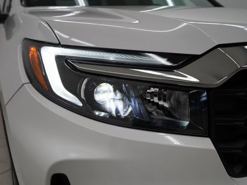 Used 2025 Honda Passport EX-L image 63