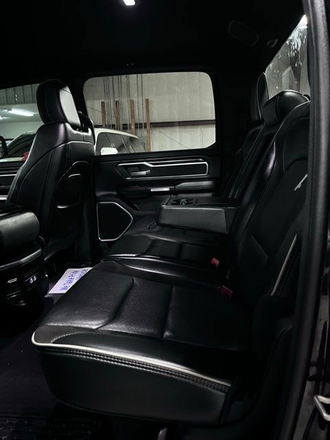 Used 2023 RAM 1500 Laramie AWD/4WD image 11