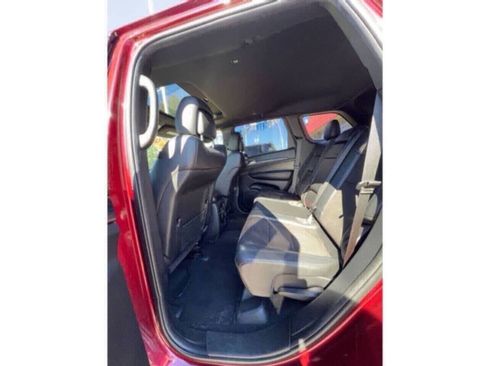 Used 2020 Jeep Grand Cherokee Altitude image 13