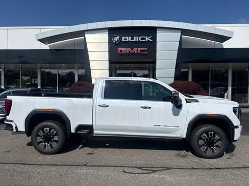 New 2026 GMC Sierra 2500 Denali w/ Denali Reserve Package AWD/4WD image 31