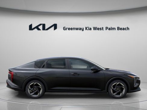 New 2026 Kia K4 EX image 8