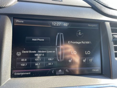 Used 2014 Lincoln MKS AWD w/ Equipment Group 101A image 19