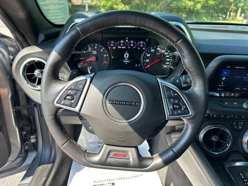 Used 2022 Chevrolet Camaro SS image 24