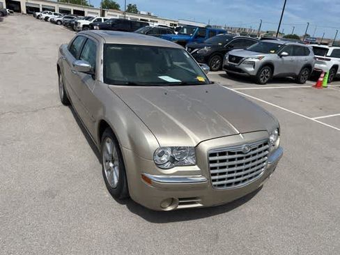 Used 2007 Chrysler 300 C RWD image 22