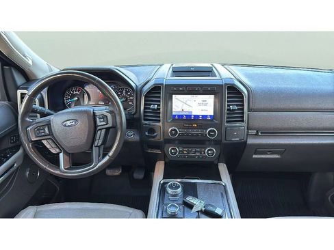 Used 2021 Ford Expedition Max Limited image 17