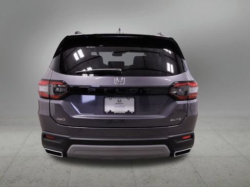 Certified 2024 Honda Pilot Elite image 5