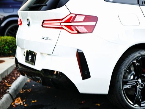 New 2026 BMW X3 xDrive30 w/ Premium Package image 7